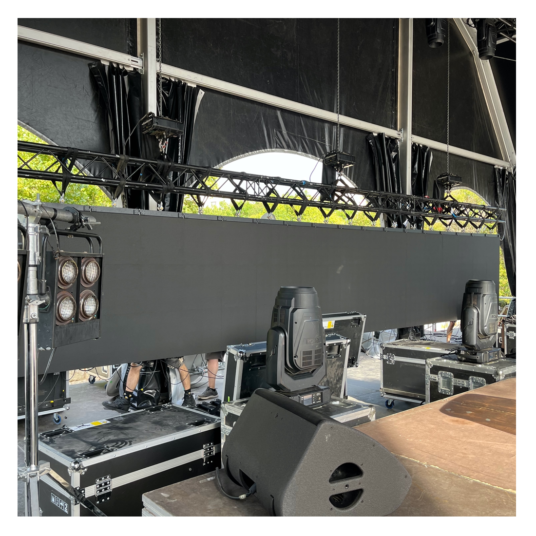 SOLUCIONES PANTALLAS LED MENORCA